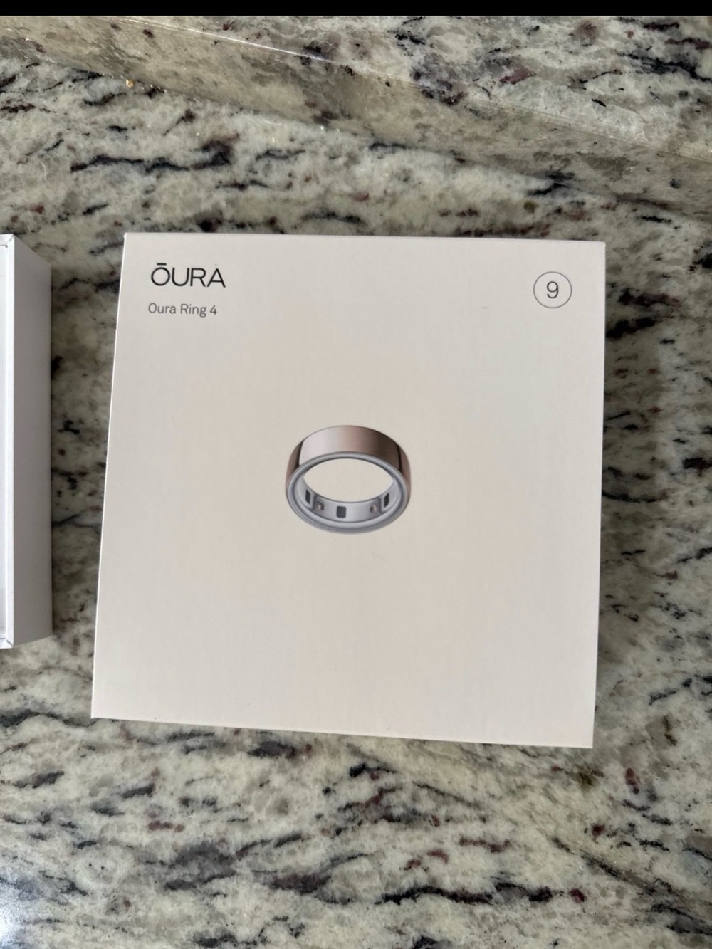 Oura Ring - size 9 rose gold - Gen 4